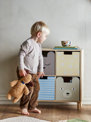 Knuffelhond Charlie 35cm van Bloomingville Mini, in een gestileerde productopstelling