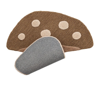 Mushroom vloerkleed bruin 90cm van Bloomingville Mini, vanuit een aanvullend productaanzicht
