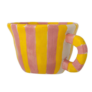 Nini beker aardewerk roze/geel - 110ml van Bloomingville Mini, van bovenaf met vorm en indeling zichtbaar