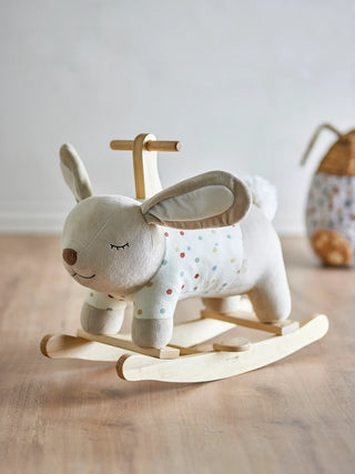 Schommeldier konijn multi Villja van Bloomingville Mini, in een gestileerde productopstelling