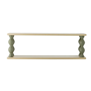 Wandplank hout naturel / groen Bibiola 80cm van Bloomingville Mini, schuin bekeken met vorm en afwerking zichtbaar