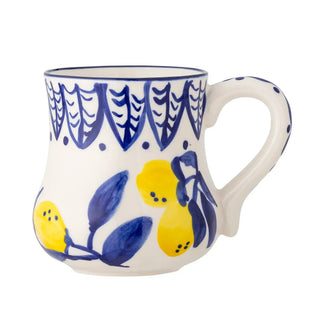 Mok aardewerk blauw Maxima 510ml van Bloomingville, met materiaal en structuur van dichtbij zichtbaar