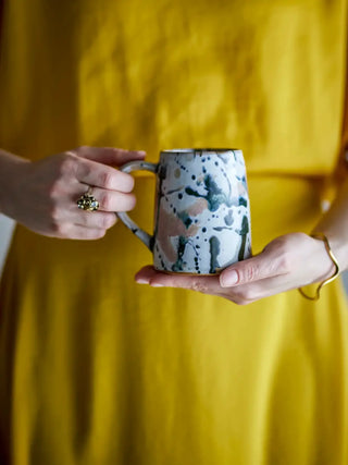 Mok aardewerk blauw Winnie - 4 stuks van Bloomingville, toegepast in een sfeervolle interieursetting