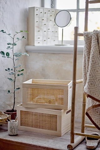 Opbergbox hout naturel Piana - set van 2 van Bloomingville, toegepast in een sfeervolle interieursetting