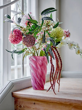 Orchideetak kunstbloem wit van Bloomingville, in een gestileerde detailopstelling