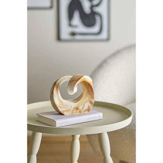 Ornament Swirl oranje 18cm van Bloomingville, toegepast in een sfeervolle interieursetting
