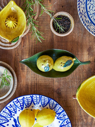Peper- en zoutstel aardewerk geel limone van Bloomingville, toegepast in een sfeervolle interieursetting