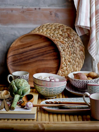 Placemat waterhyacint nature Ydun 35cm van Bloomingville, toegepast in een sfeervolle interieursetting