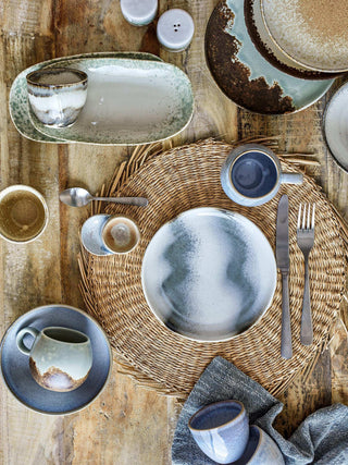 Placemat zeegras naturel Ilsa 38cm van Bloomingville, toegepast in een sfeervolle interieursetting