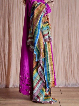 Plaid Elmy oranje 160x130cm van Bloomingville, toegepast in een sfeervolle interieursetting