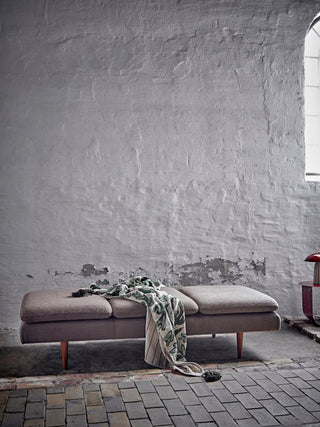 Plaid gerecycled katoen Birdliva 130x160cm van Bloomingville, in een gestileerde detailopstelling