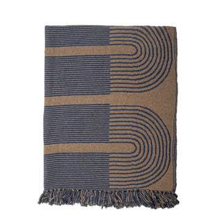 Plaid gerecycled katoen blauw Tiffanie 130x160cm van Bloomingville, in een gestileerde productopstelling