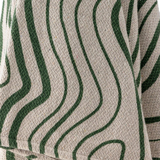 Plaid gerecycled katoen groen Woodsby 130x160cm van Bloomingville, in een gestileerde detailopstelling