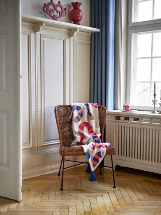 Plaid gerecycled katoen multi Candice 130x160cm van Bloomingville, in een gestileerde detailopstelling