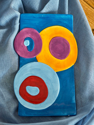 Plateau keramiek multikleur Polivia 19x30cm van Bloomingville, toegepast in een sfeervolle interieursetting