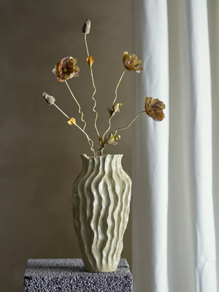 Poppy steel bruin van Bloomingville, toegepast in een sfeervolle interieursetting