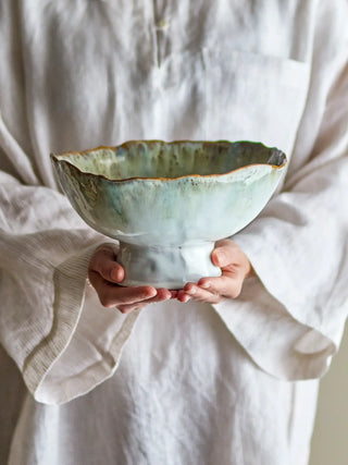 Schaal aardewerk blauw Joby 24cm van Bloomingville, toegepast in een sfeervolle interieursetting