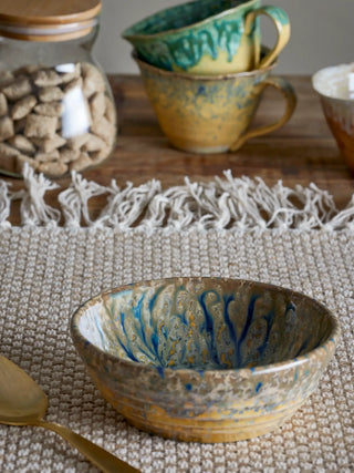 Schaal aardewerk blauw Milani 14cm van Bloomingville, toegepast in een sfeervolle interieursetting