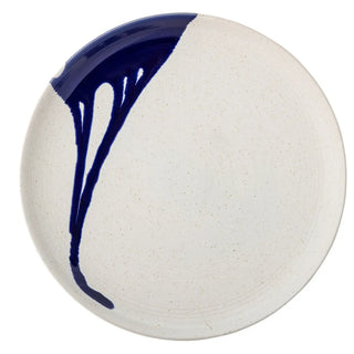 Schaal aardewerk blauw Okayama 26cm van Bloomingville, van dichtbij met materiaal en afwerking zichtbaar