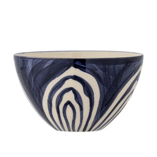 Schaal aardewerk blauw Shama 12cm van Bloomingville, schuin bekeken met vorm en afwerking zichtbaar