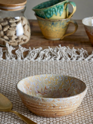 Schaal aardewerk nature Milani 14cm van Bloomingville, toegepast in een sfeervolle interieursetting