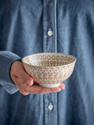 Schaal aardewerk oranje Maple 11cm van Bloomingville, toegepast in een sfeervolle interieursetting