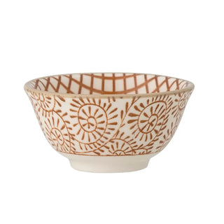 Schaaltje aardewerk oranje Maple 6cm van Bloomingville, schuin bekeken met vorm en afwerking zichtbaar