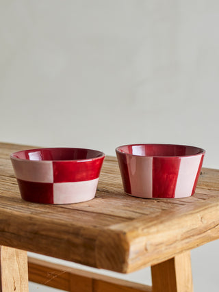 Schalenset roze aardewerk Floki 4-delig van Bloomingville, toegepast in een sfeervolle interieursetting