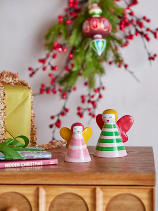 Set decoratie aardewerk roze Caramella - 2 stuks van Bloomingville, toegepast in een sfeervolle interieursetting