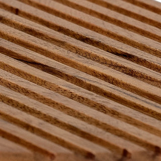 Snijplank mango bruin Dotta 25cm van Bloomingville, geplaatst in een ruimtelijke woonomgeving