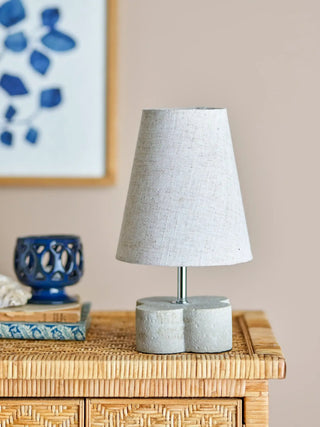 Tafellamp polyresin beige/naturel Foglio 28cm van Bloomingville, van opzij met verhoudingen en constructie zichtbaar
