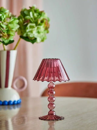 Theelichthouder glas rood Cisco 19cm van Bloomingville, toegepast in een sfeervolle interieursetting