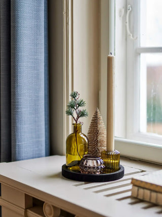 Theelichthouders glas groen Sanga 18cm van Bloomingville, toegepast in een sfeervolle interieursetting