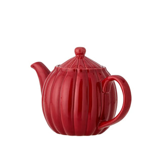 Theepot aardewerk rood Latina 1L van Bloomingville, met materiaal en structuur van dichtbij zichtbaar