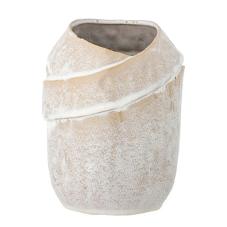 Vaas aardewerk nature Abeera 20cm van Bloomingville, schuin bekeken met vorm en afwerking zichtbaar