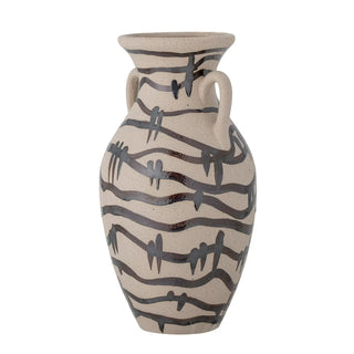 Vaas aardewerk zwart Ohana 31cm van Bloomingville, schuin bekeken met vorm en afwerking zichtbaar
