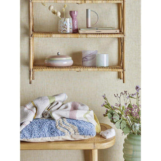 Vaas Embla roze 14cm van Bloomingville, van dichtbij met materiaal en afwerking zichtbaar