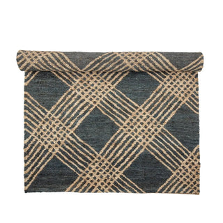 Vloerkleed jute zwart 150x245cm van Bloomingville, van dichtbij met materiaal en afwerking zichtbaar