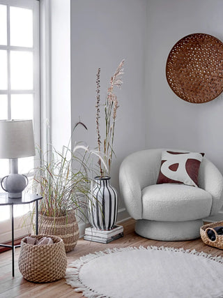 Vloerkleed wol nature Lenea 110cm van Bloomingville, in een gestileerde detailopstelling
