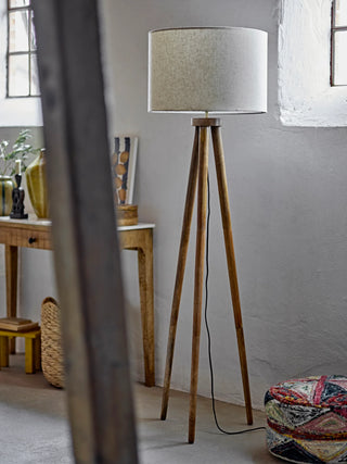 Vloerlamp mangohout bruin Etienne Ø46x156 cm van Bloomingville, in een gestileerde detailopstelling