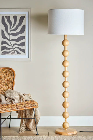 Vloerlamp rubberwood nature Giacoma 154cm van Bloomingville, in een gestileerde detailopstelling