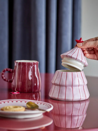 Voorraadpot aardewerk roze Shirly 16cm van Bloomingville, toegepast in een sfeervolle interieursetting