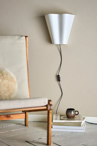Wandlamp papier wit Janese van Bloomingville, in een gestileerde detailopstelling