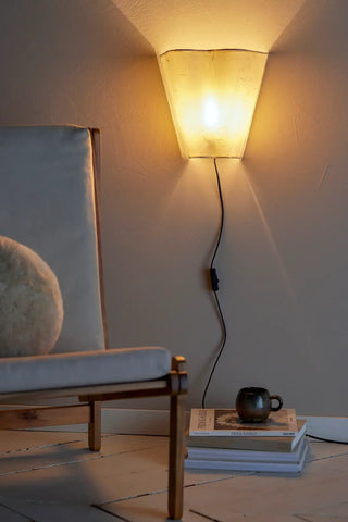 Wandlamp papier wit Janese van Bloomingville, toegepast in een sfeervolle interieursetting