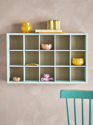 Wandplank grenenhout groen Preston 67cm van Bloomingville, toegepast in een sfeervolle interieursetting