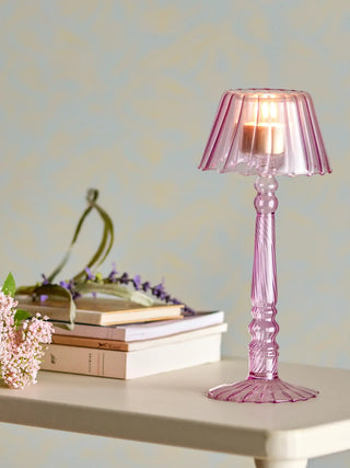 Waxinelichthouder glas rose Cisco 23cm van Bloomingville, toegepast in een sfeervolle interieursetting