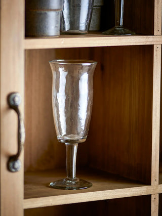 Wijnglas gerecycled helder Asha - 4 stuks van Bloomingville, in een gestileerde detailopstelling