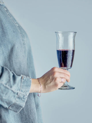 Wijnglas gerecycled helder Asha - 4 stuks van Bloomingville, toegepast in een sfeervolle interieursetting