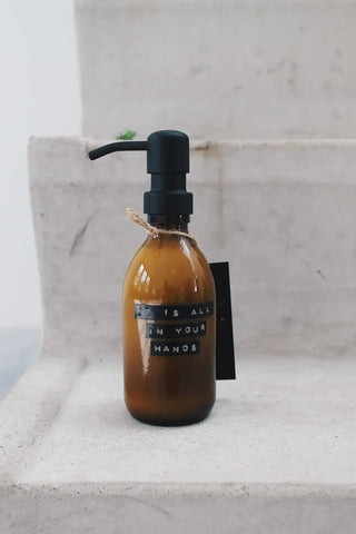 Handlotion Your Hands amber - 250ml - Het Adres