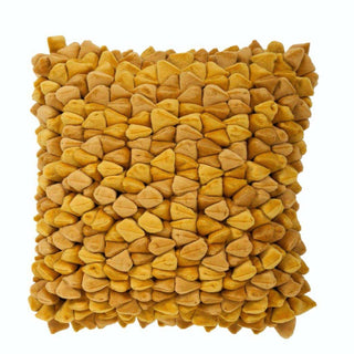 Kussen Pebble geel 45x45cm van Haans Lifestyle, aan de achterzijde met stof en afwerking zichtbaar
